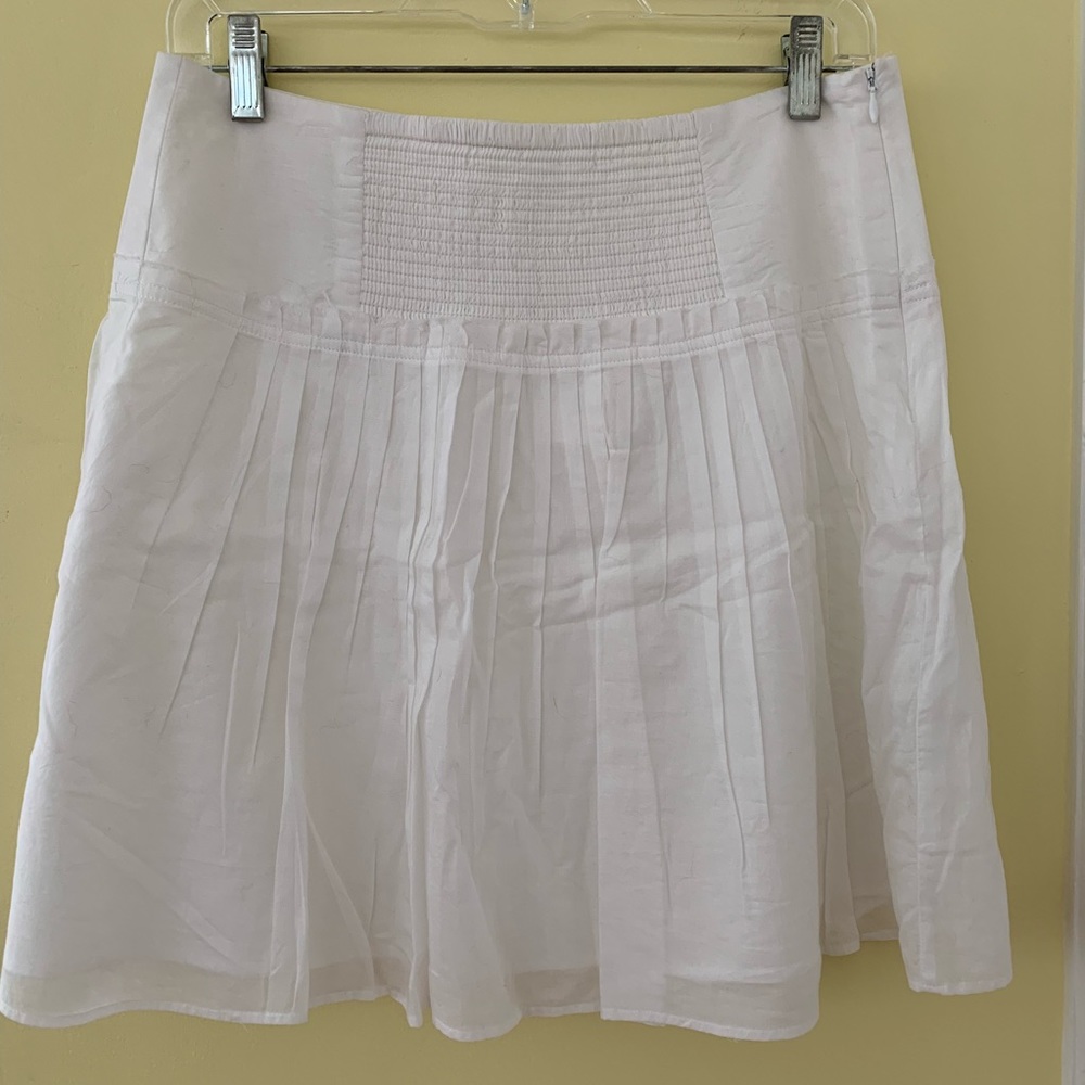 Banana Republic Sz 6 white skirt